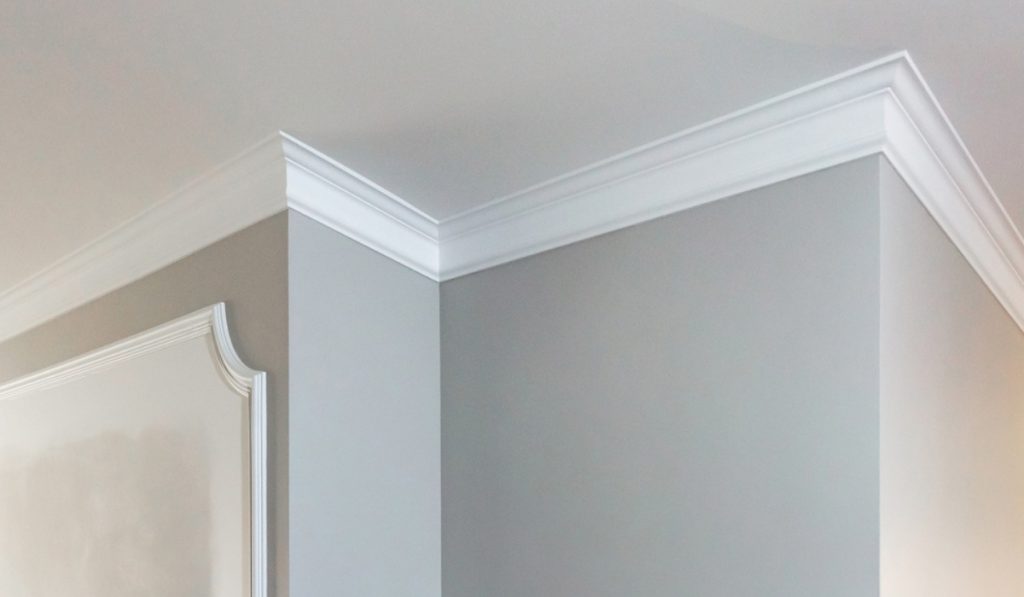 POP-border-design-ideas-to-add-an-artistic-twist-to-your-ceilings-feature-compressed